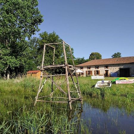 La Tribu De Lavaud Bed & Breakfast Saint-Quentin-sur-Charente ภายนอก รูปภาพ