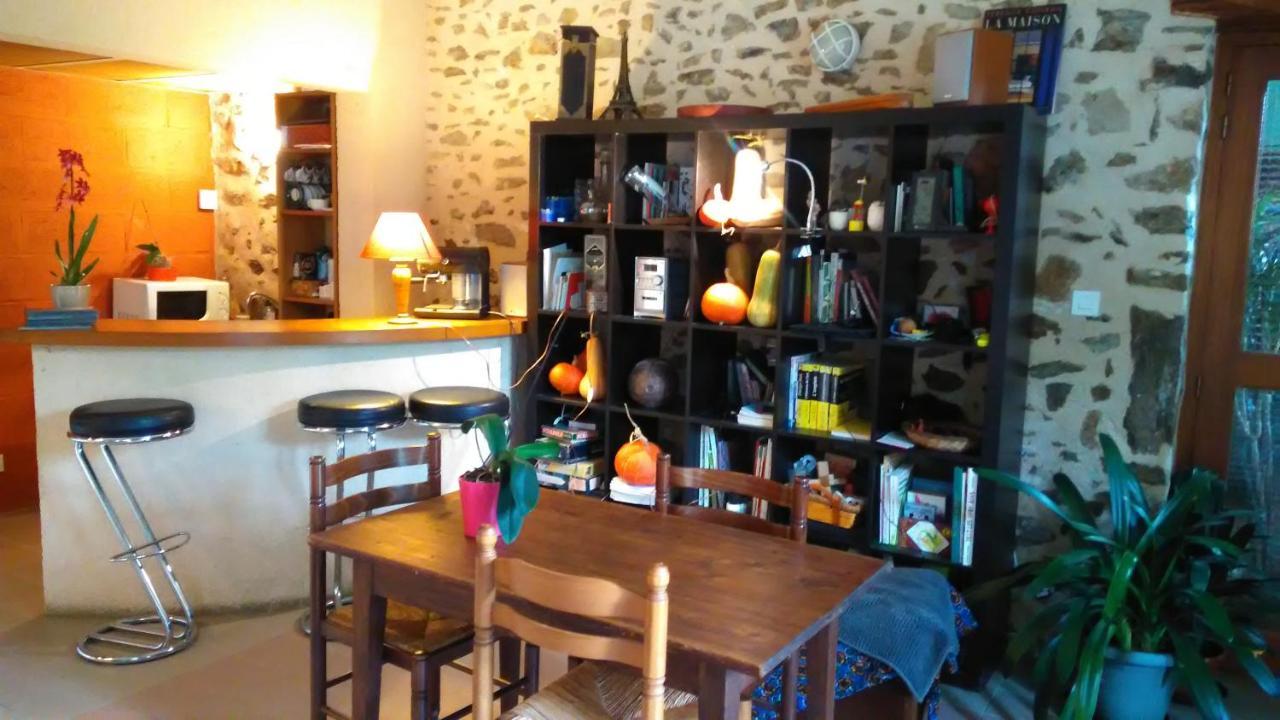La Tribu De Lavaud Bed & Breakfast Saint-Quentin-sur-Charente ภายนอก รูปภาพ