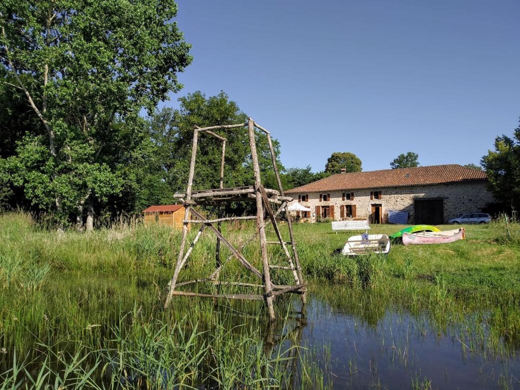 La Tribu De Lavaud Bed & Breakfast Saint-Quentin-sur-Charente ภายนอก รูปภาพ